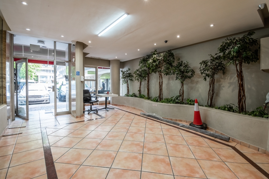 1 Bedroom Property for Sale in Cape Town City Centre Western Cape